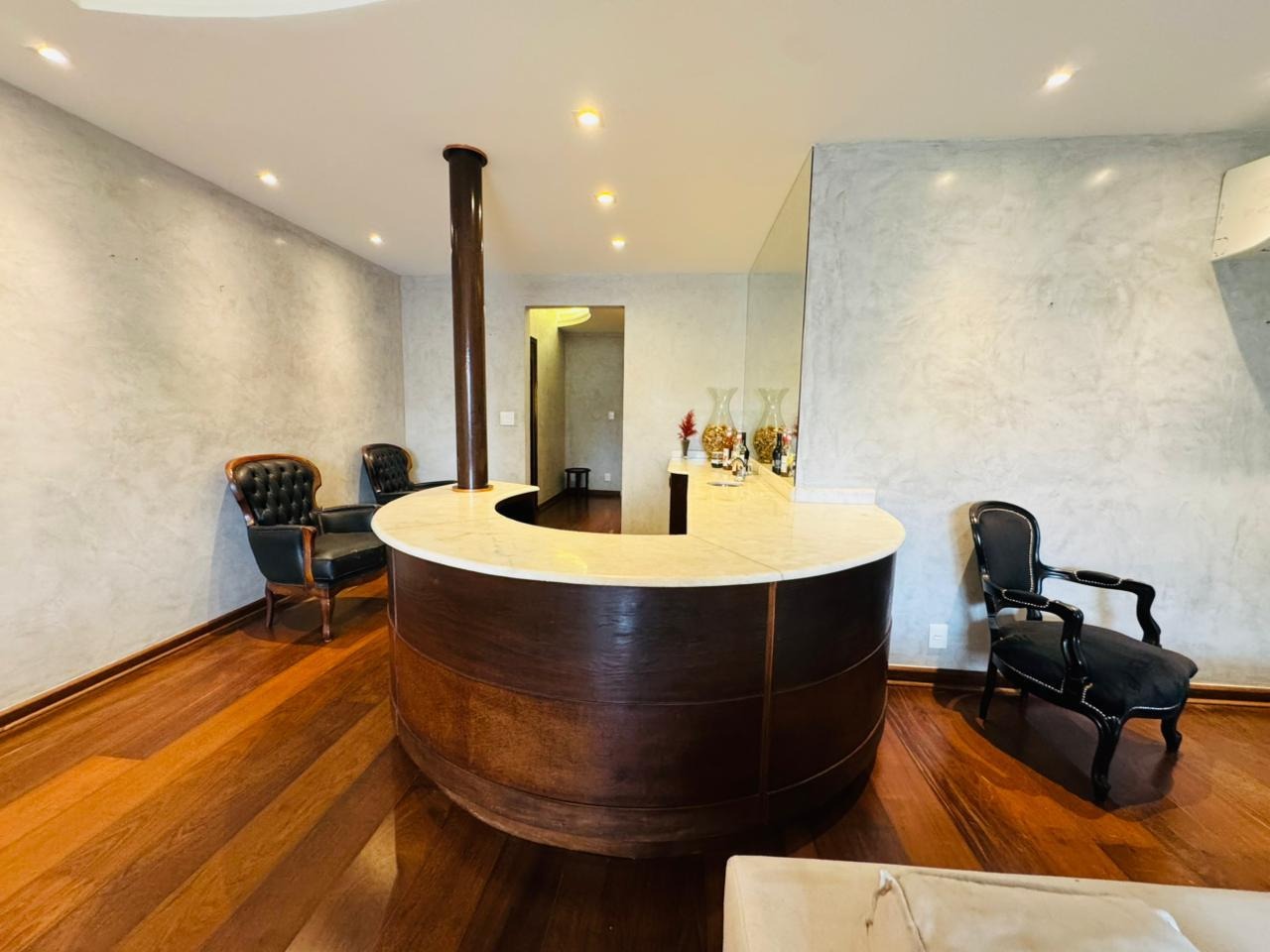 Apartamento à venda no Embaré: 