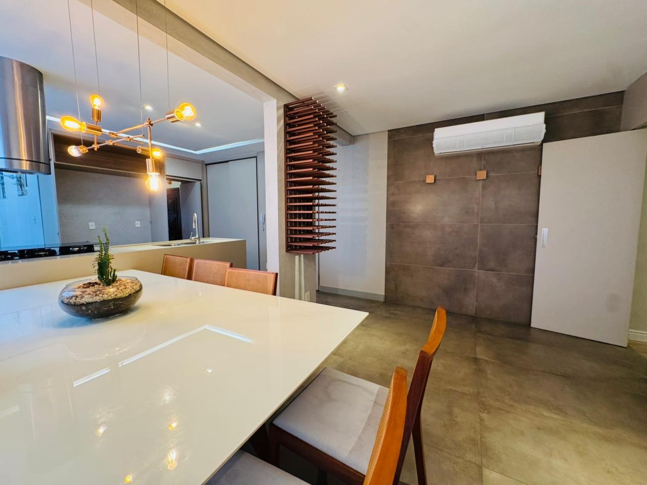 Apartamento à venda no Embaré: 