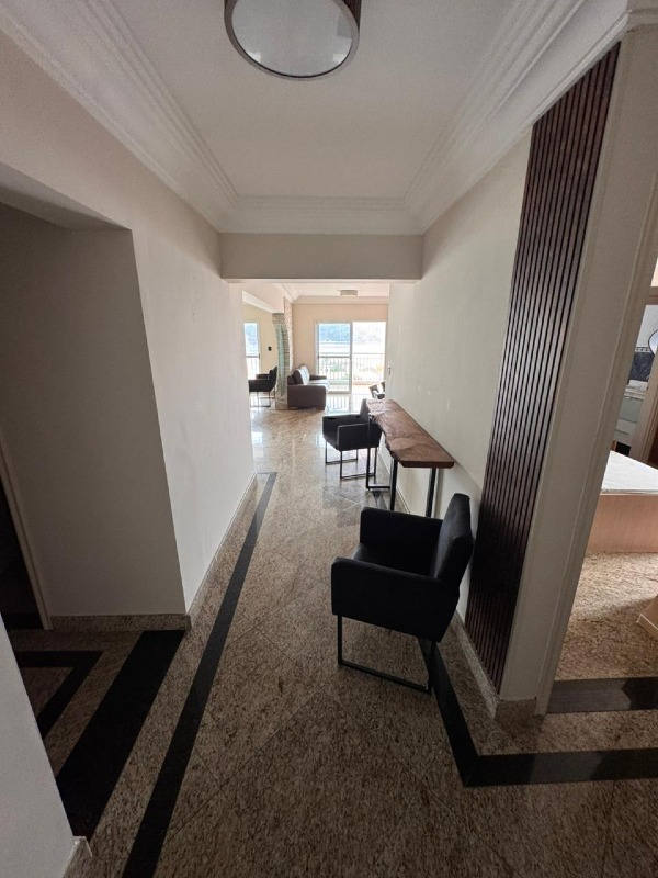 Apartamento à venda no Ponta da Praia: 