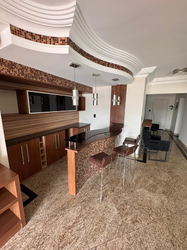 Apartamento à venda no Ponta da Praia: 