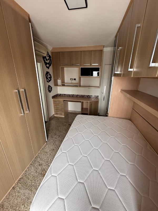 Apartamento à venda no Ponta da Praia: 