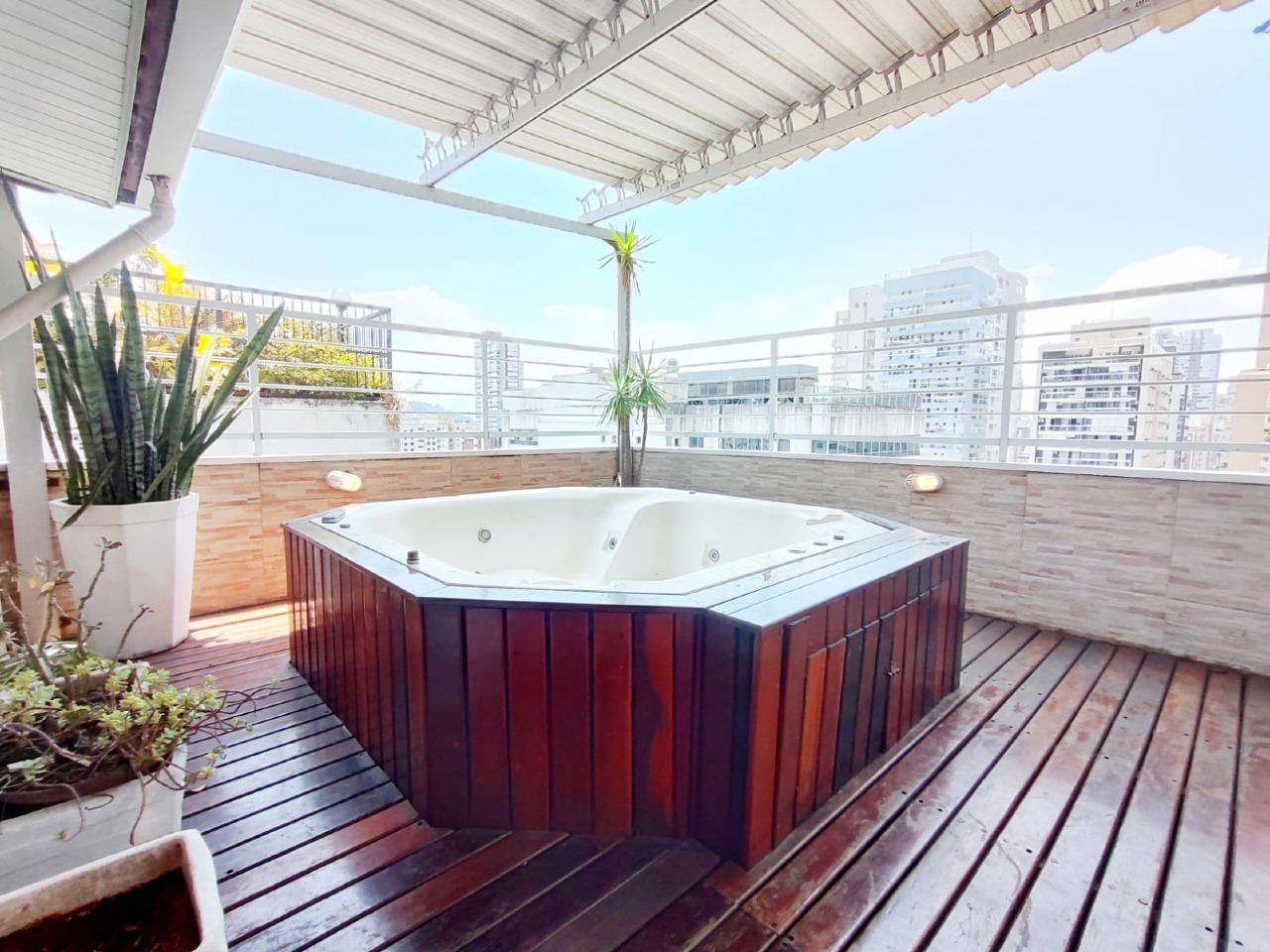 Cobertura à venda no José Menino: 