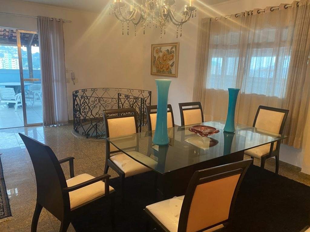 Cobertura à venda no Campo Grande: 