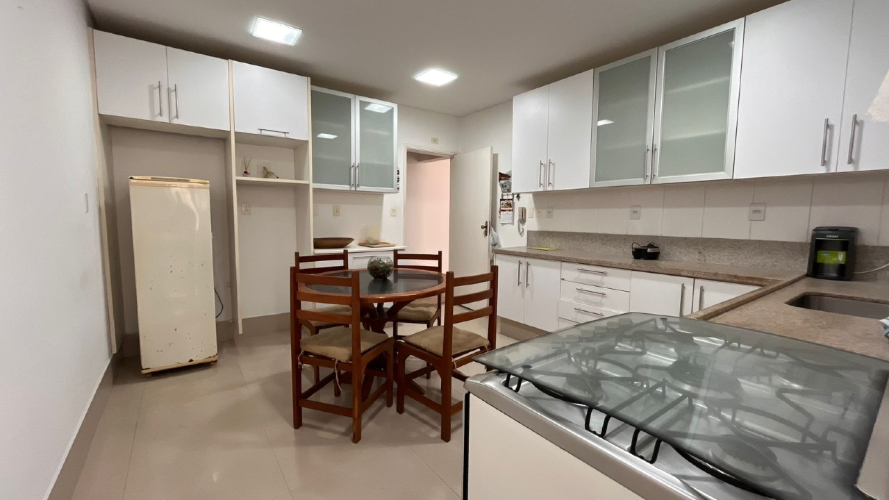 Apartamento à venda no Campo Grande: 