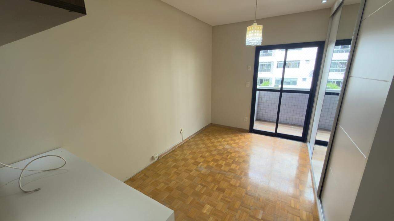 Apartamento à venda no Ponta da Praia: 