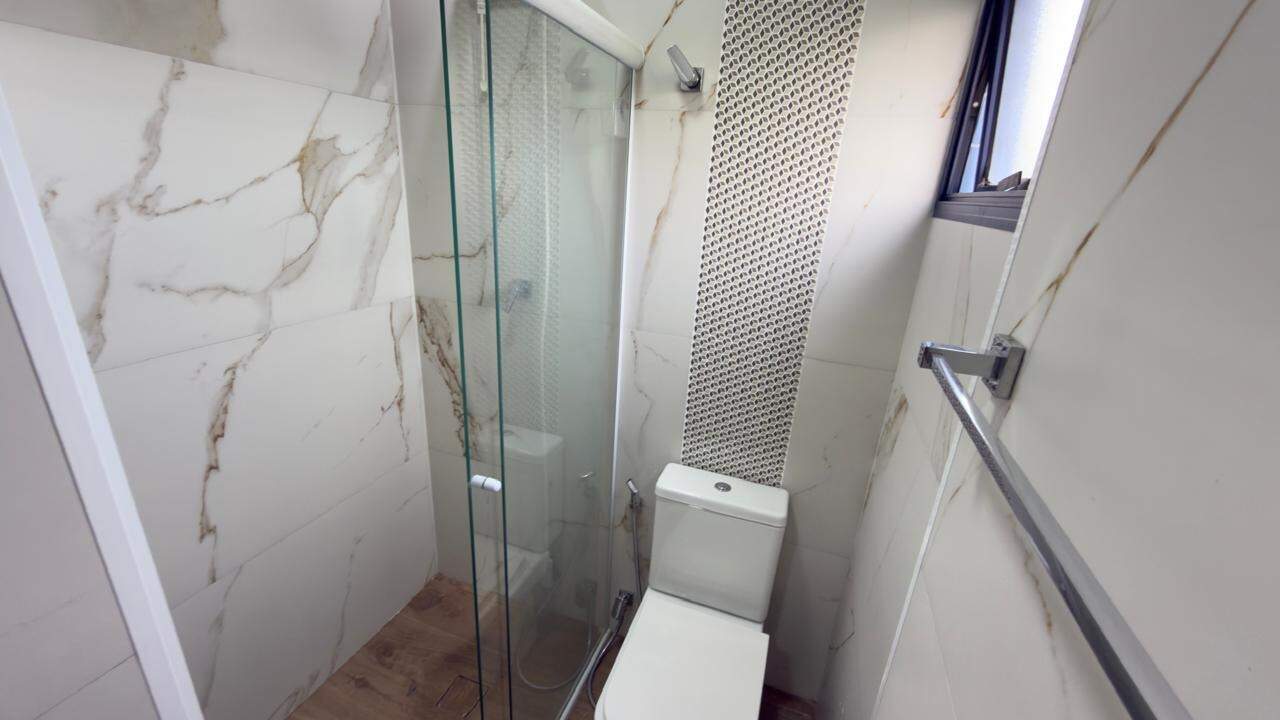 Apartamento à venda no Ponta da Praia: 