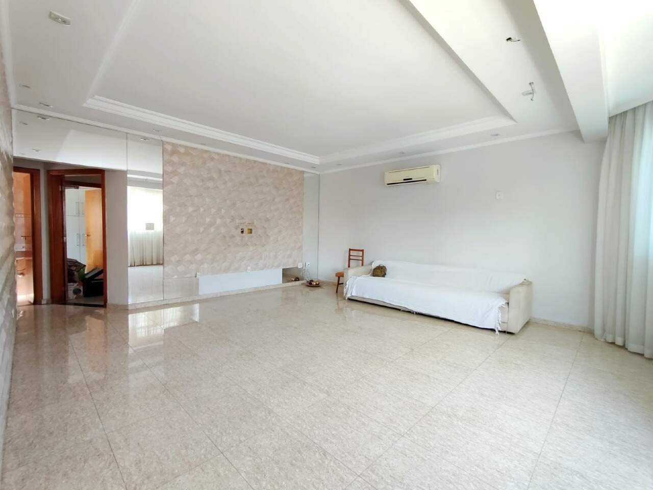 Casa à venda no Marapé: 