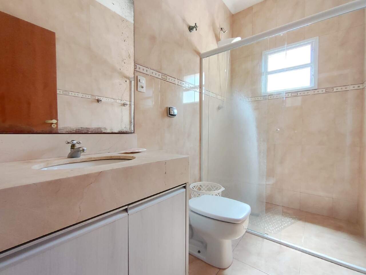 Casa à venda no Marapé: 