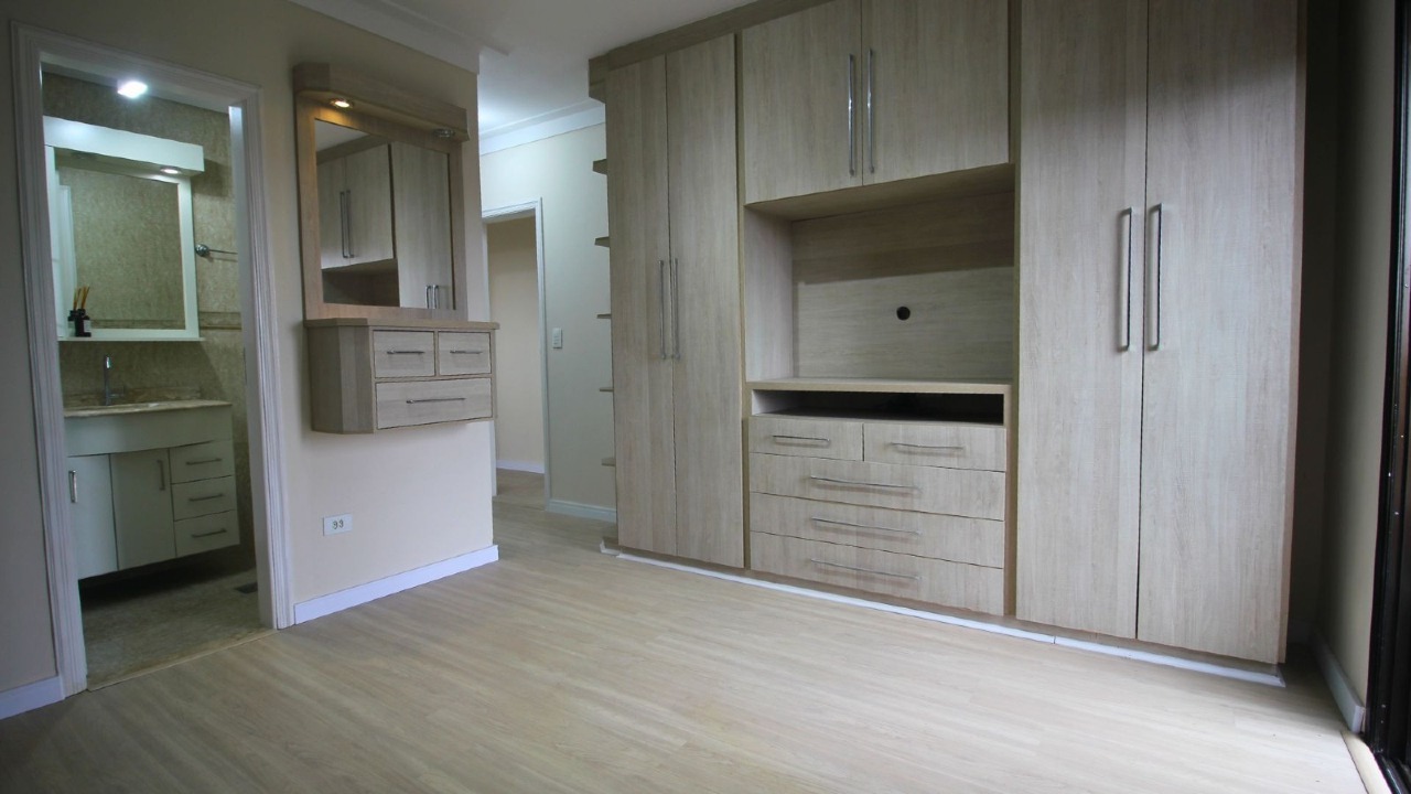 Cobertura à venda no Embaré: 