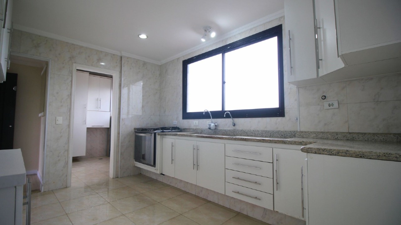 Cobertura à venda no Embaré: 