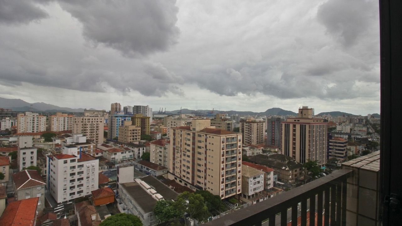 Cobertura à venda no Embaré: 