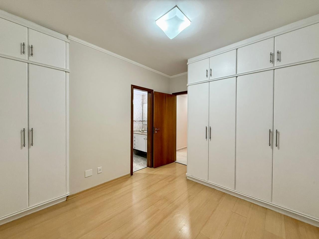Apartamento à venda no Aparecida: 