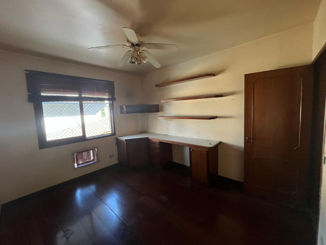 Casa para aluguel no Ponta da Praia: