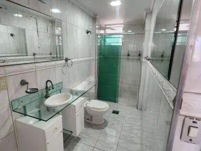 Apartamento à venda no Ponta da Praia: 