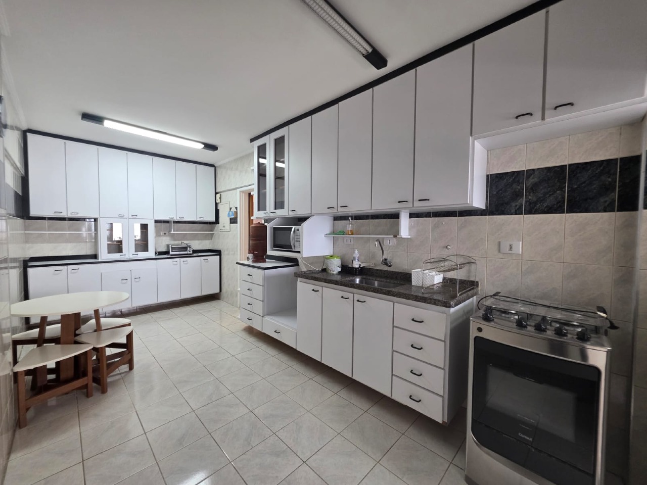 Apartamento à venda no Ponta da Praia: