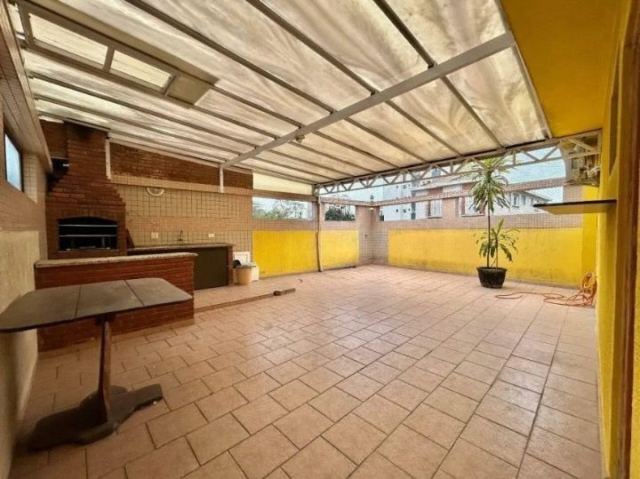 Casa à venda no Ponta da Praia: 