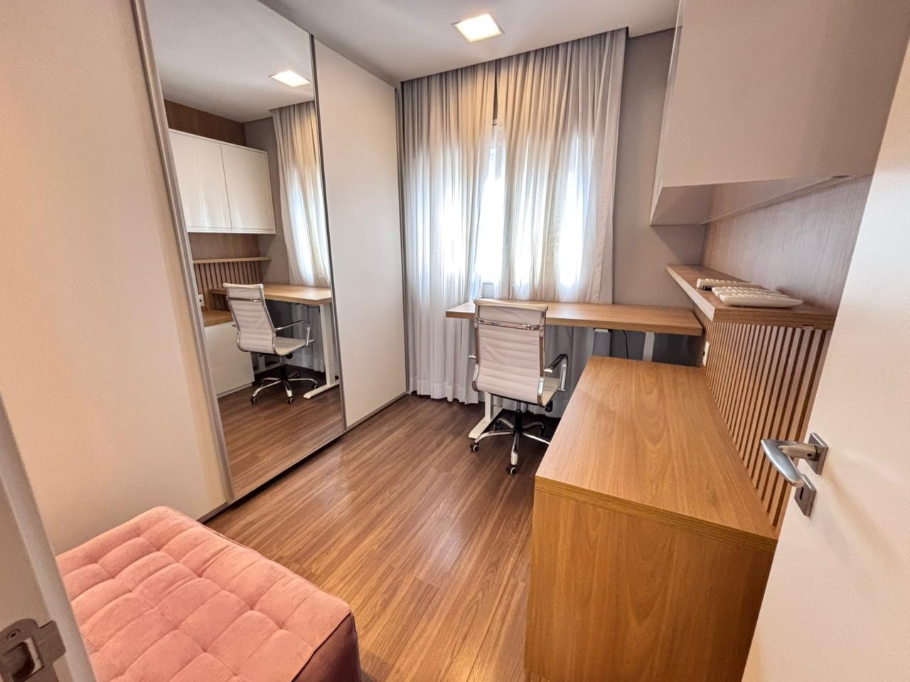 Apartamento para aluguel no Embaré: 