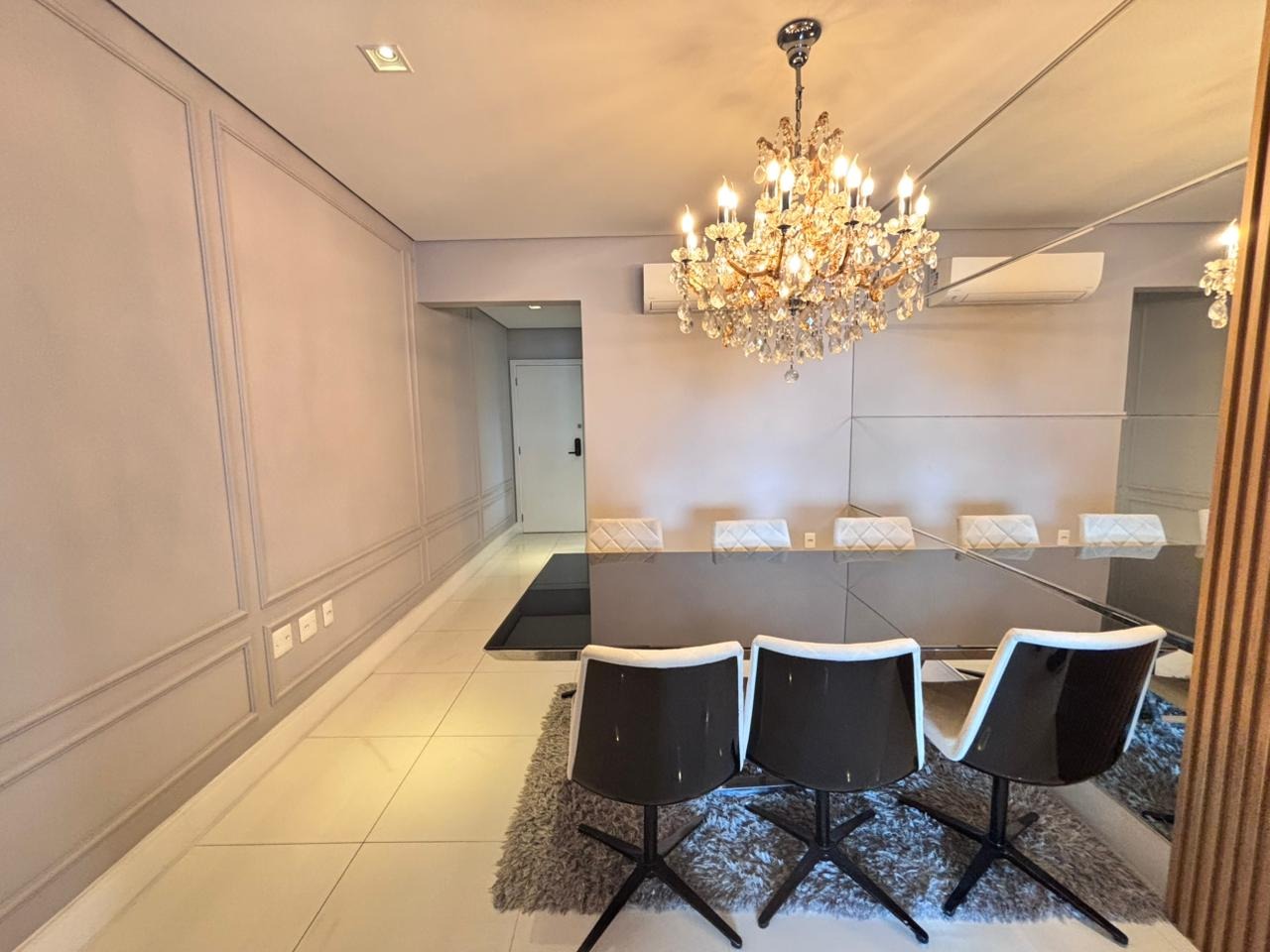 Apartamento para aluguel no Embaré: 