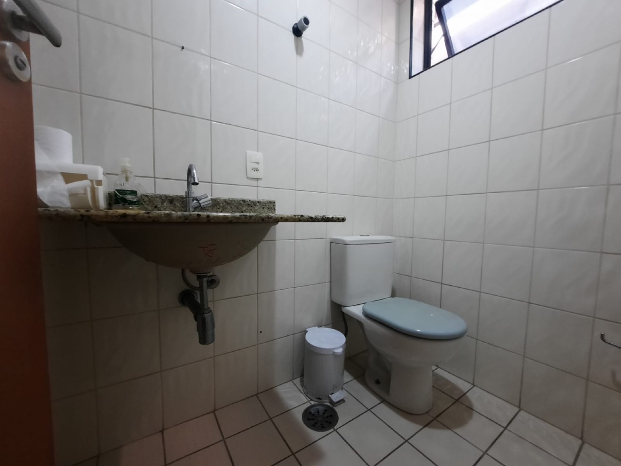 Conjunto Comercial para aluguel no Vila Mathias: 