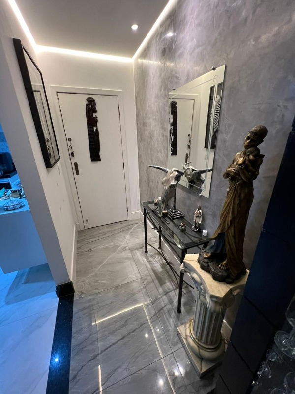 Apartamento à venda no Encruzilhada: 