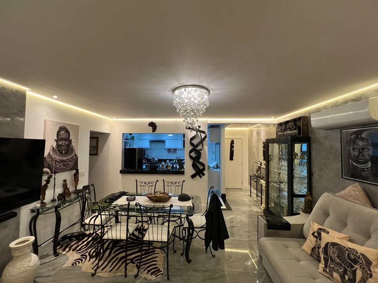 Apartamento à venda no Encruzilhada: 