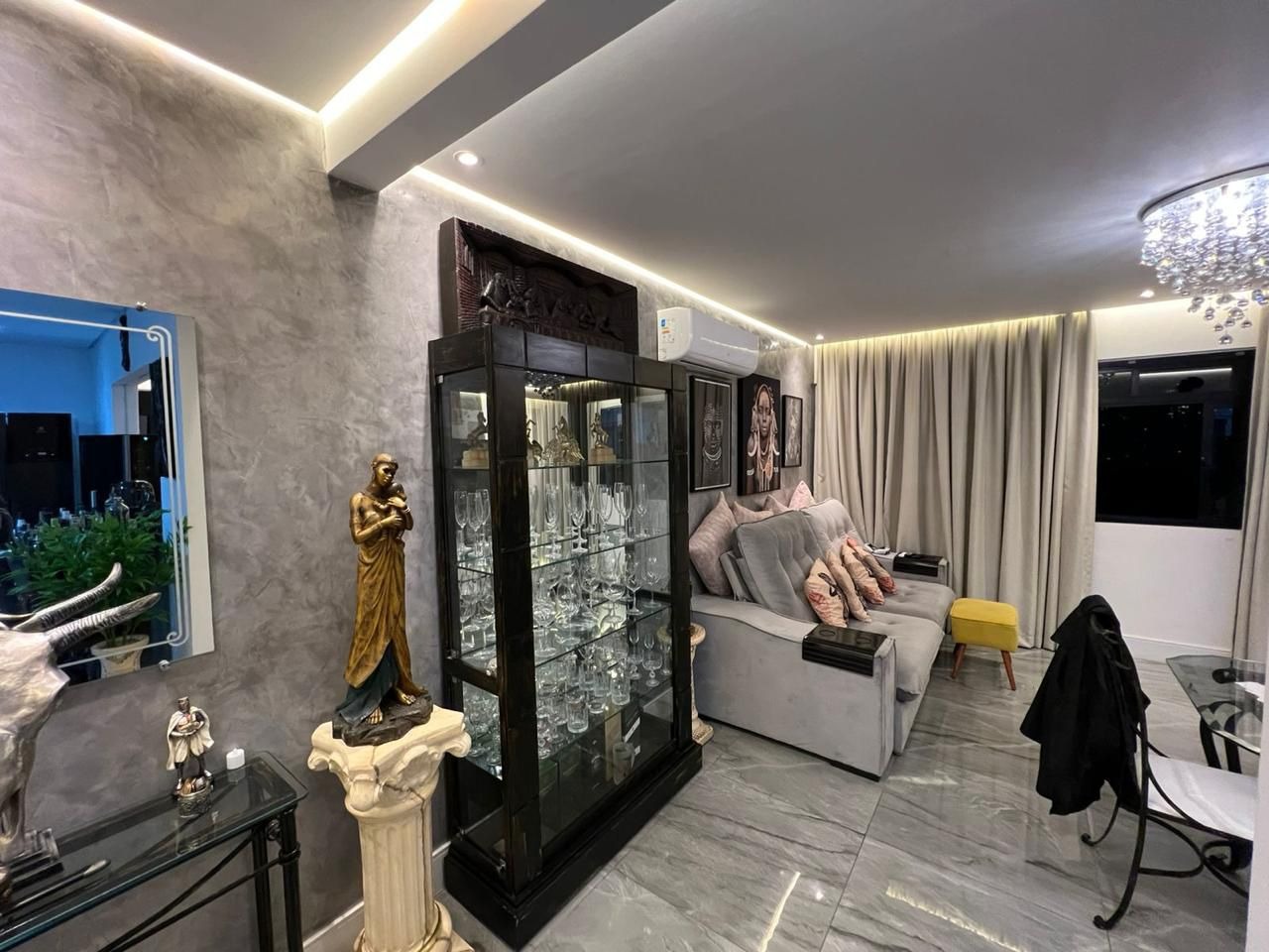 Apartamento à venda no Encruzilhada: 