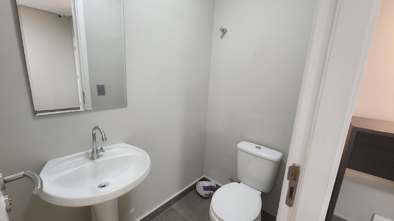 Conjunto Comercial para aluguel no Vila Mathias: 