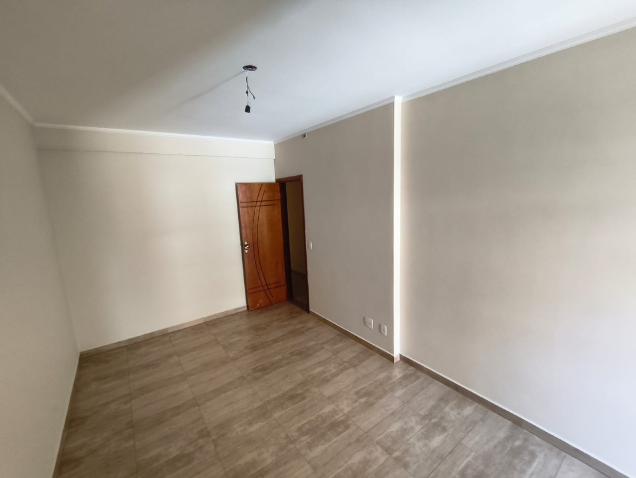 Casa para aluguel no Campo Grande: 