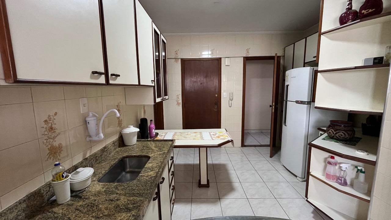 Apartamento à venda no Ponta da Praia: