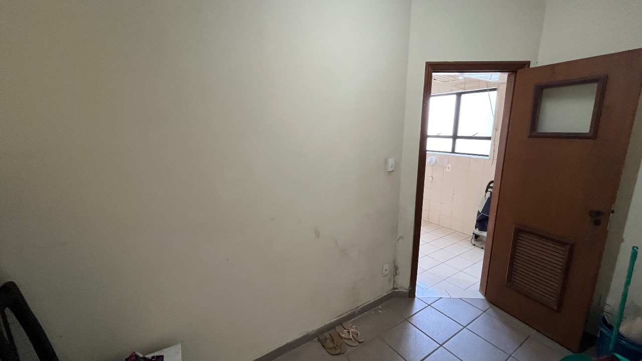 Apartamento à venda no Ponta da Praia: