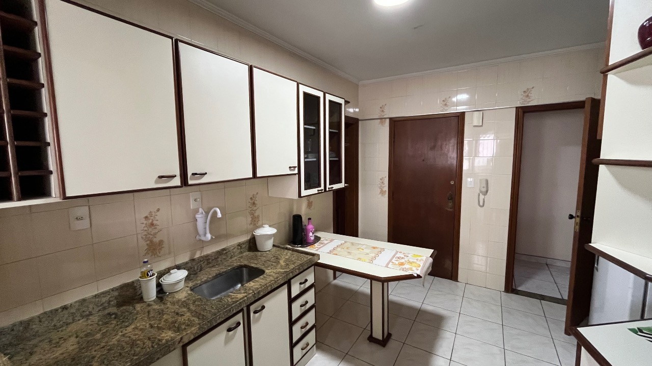 Apartamento à venda no Ponta da Praia: