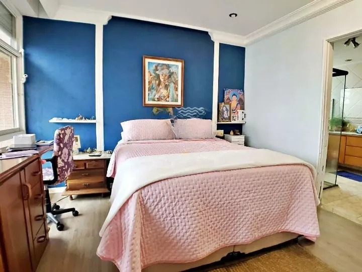 Apartamento à venda no Ponta da Praia: 