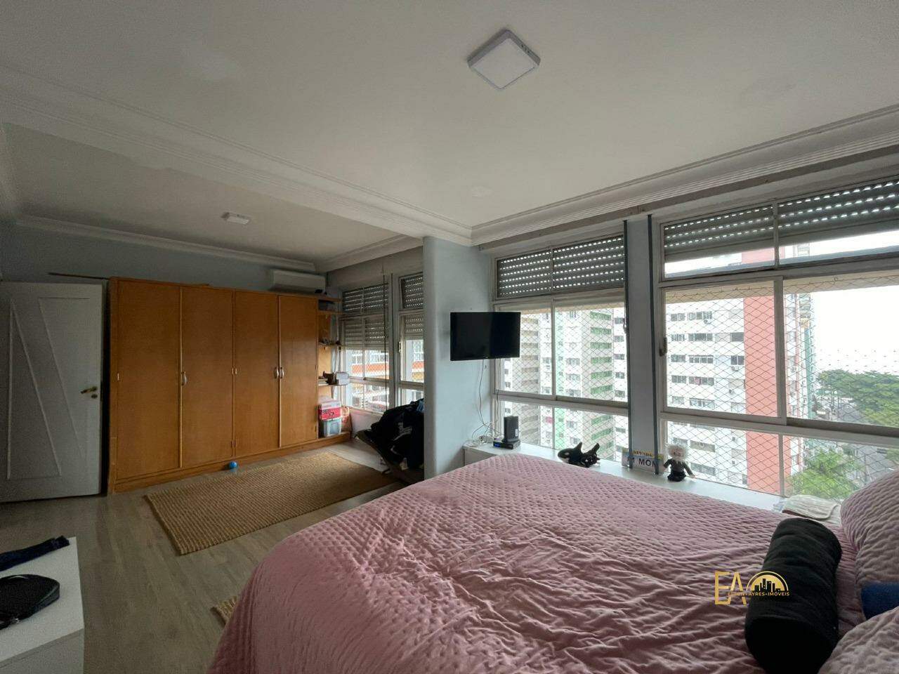 Apartamento à venda no Ponta da Praia: 