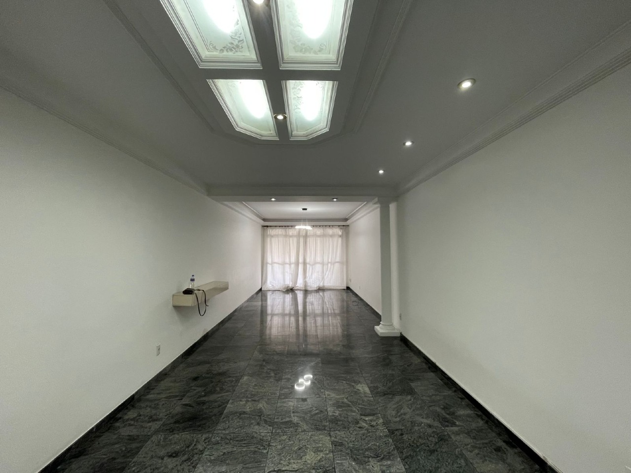 Apartamento à venda no Ponta da Praia: 