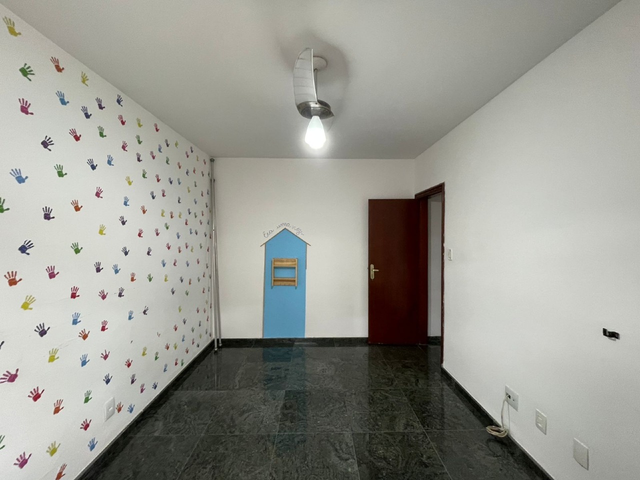 Apartamento à venda no Ponta da Praia: