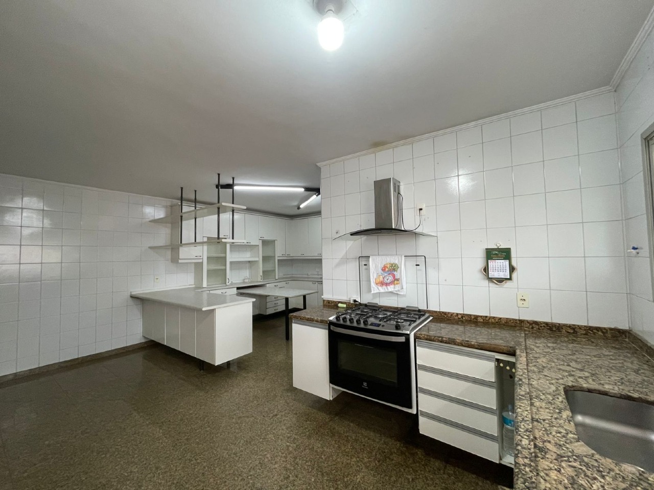 Apartamento à venda no Ponta da Praia: