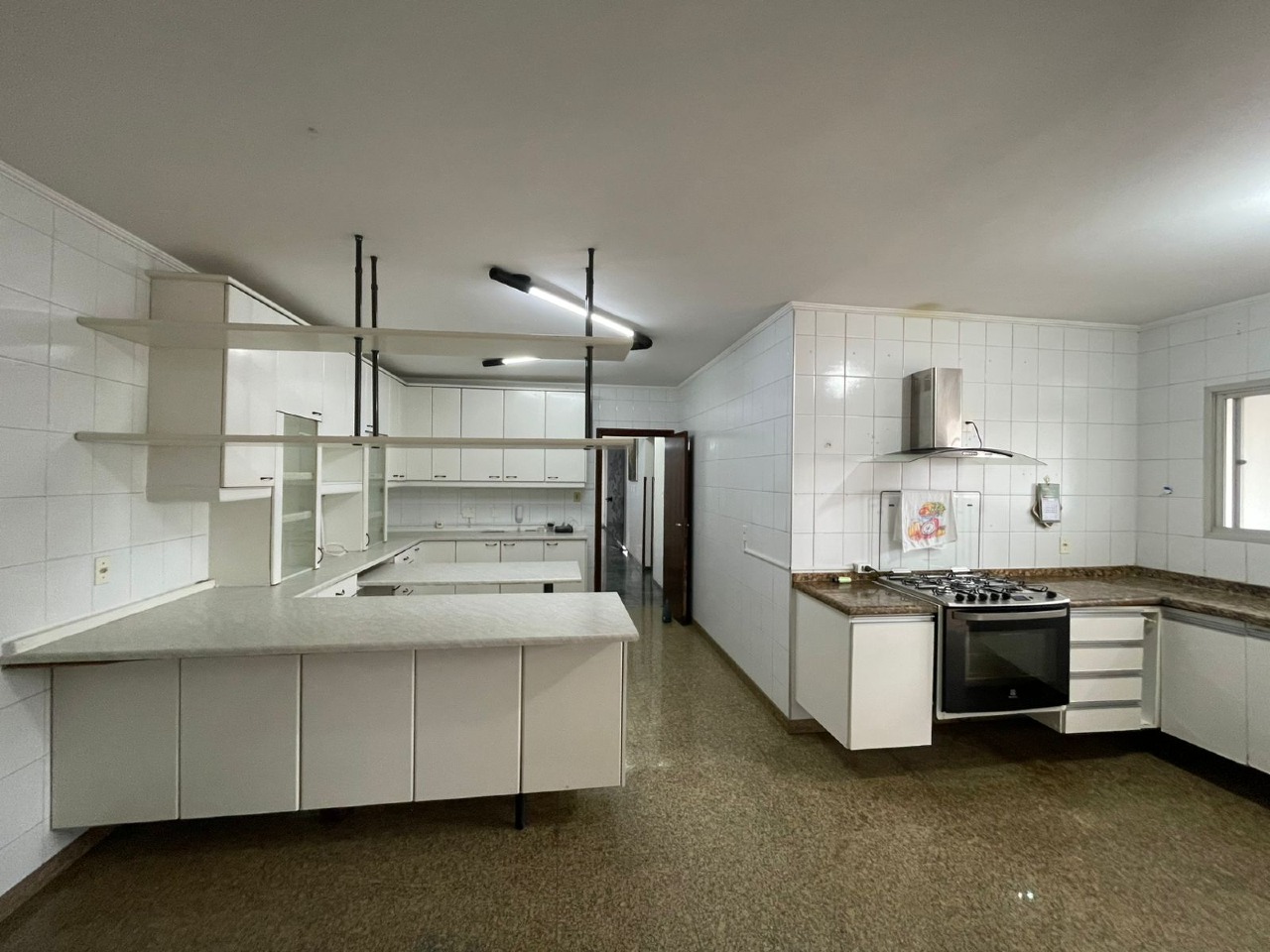 Apartamento à venda no Ponta da Praia: