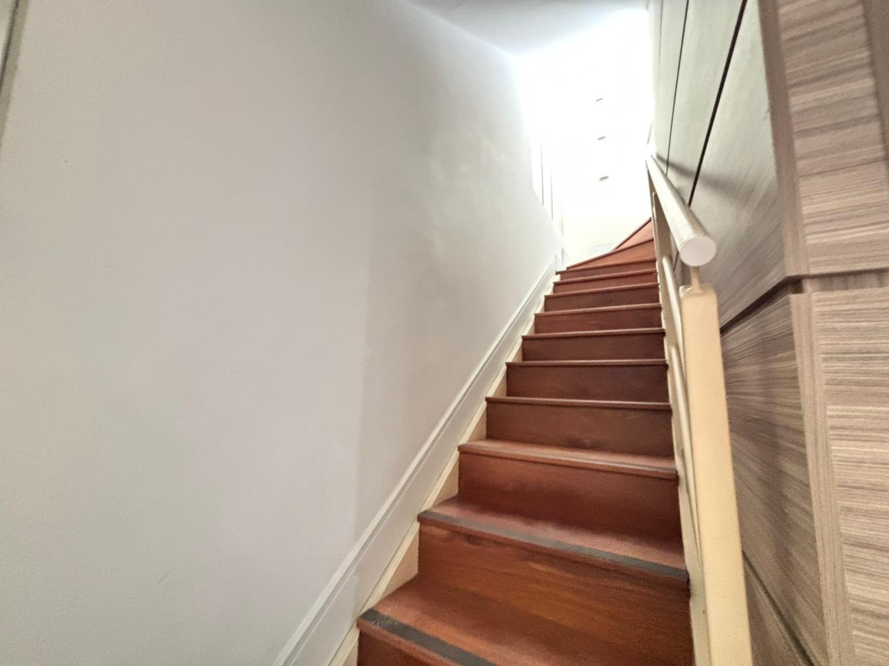 Sala à venda no Vila Mathias: