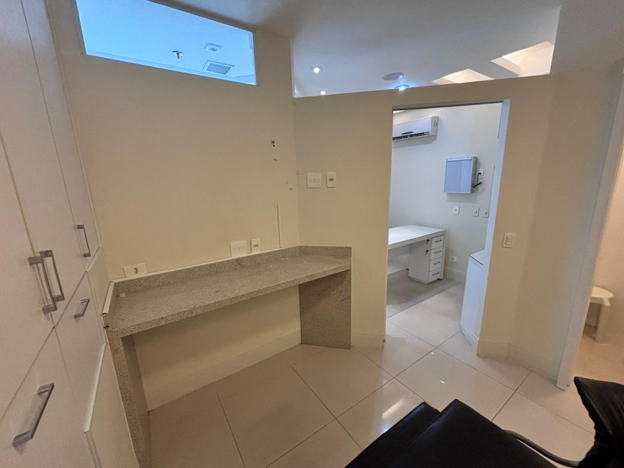 Sala à venda no Vila Mathias: