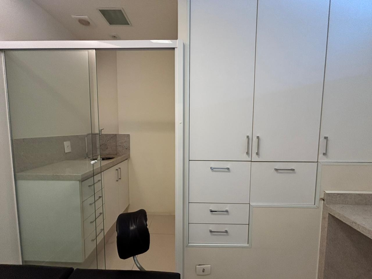 Sala à venda no Vila Mathias: