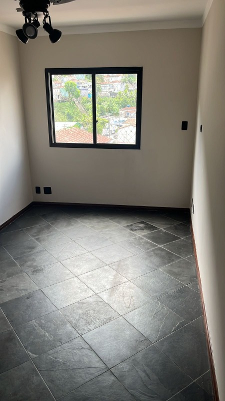 Apartamento para aluguel no Marapé: 