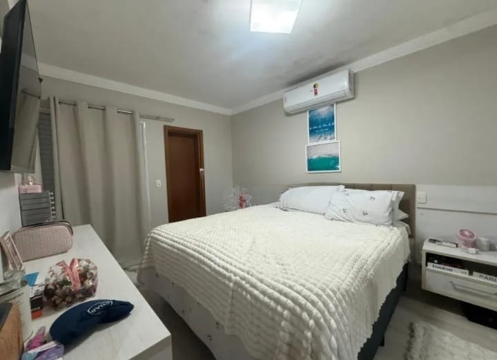 Apartamento à venda no Ponta da Praia: