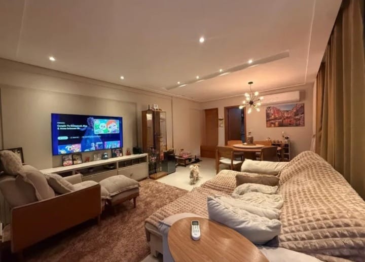 Apartamento à venda no Ponta da Praia: 