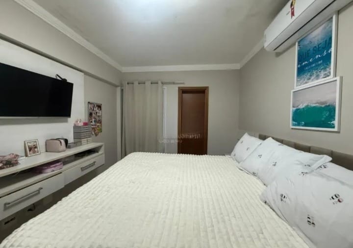 Apartamento à venda no Ponta da Praia: