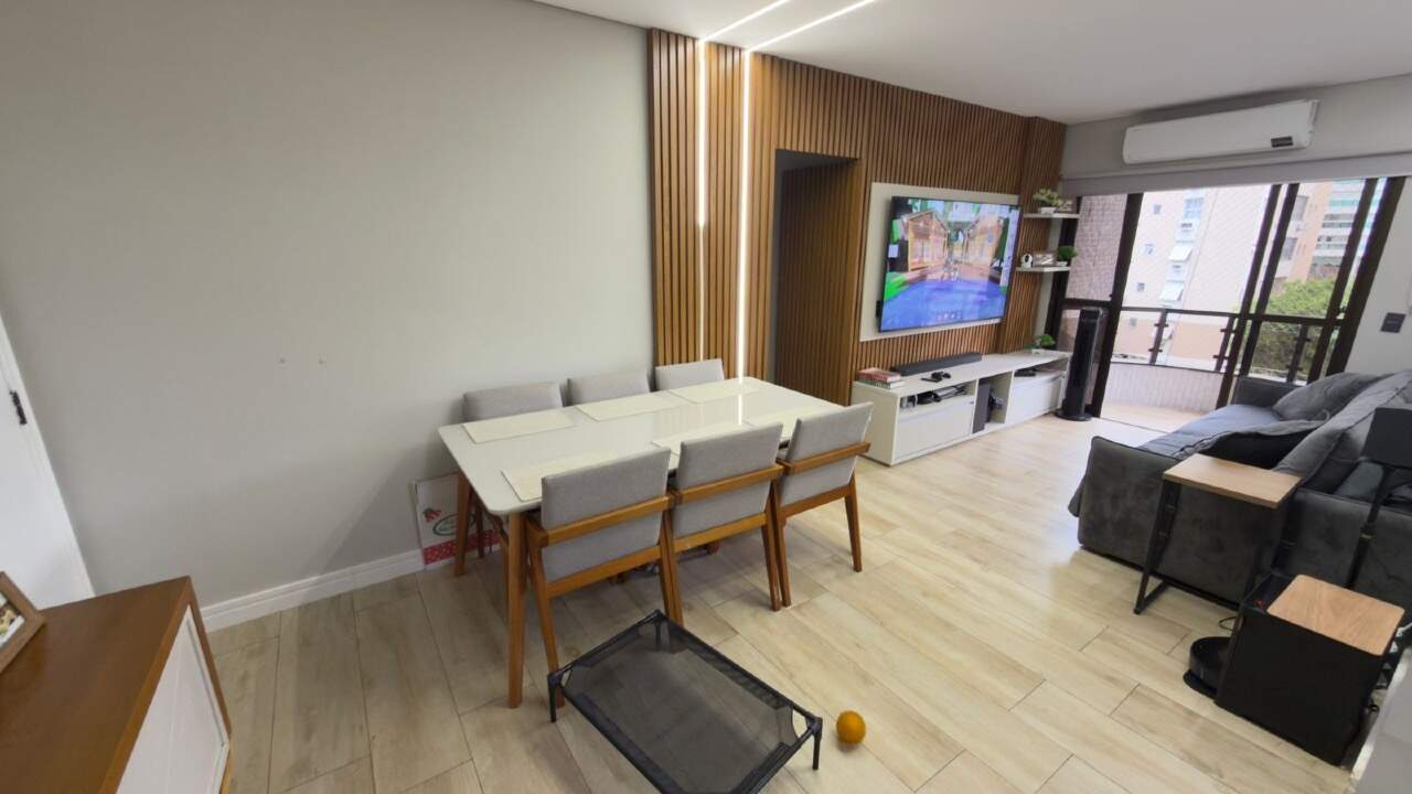 Apartamento à venda no Ponta da Praia: 