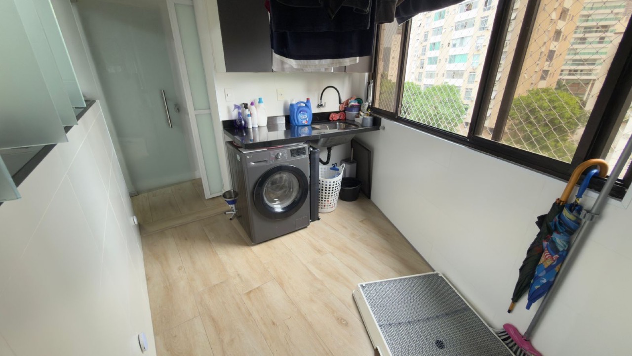 Apartamento à venda no Ponta da Praia: 