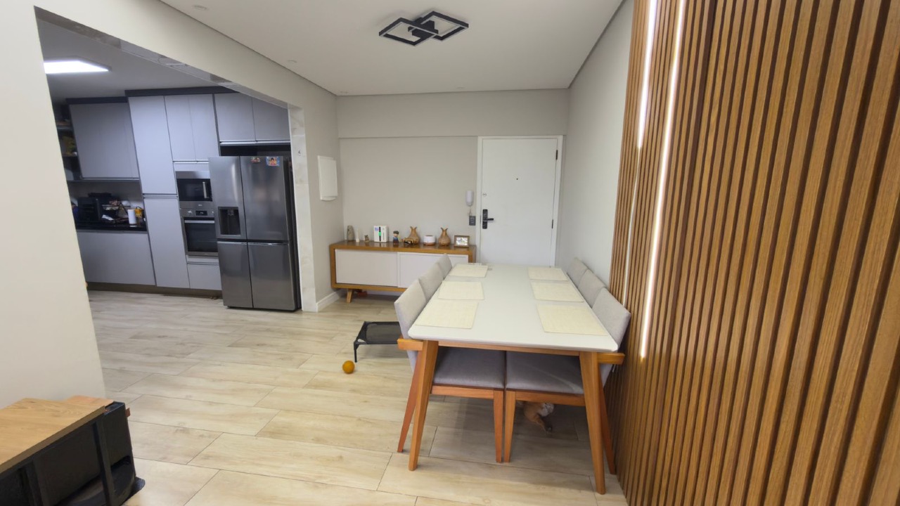 Apartamento à venda no Ponta da Praia: 