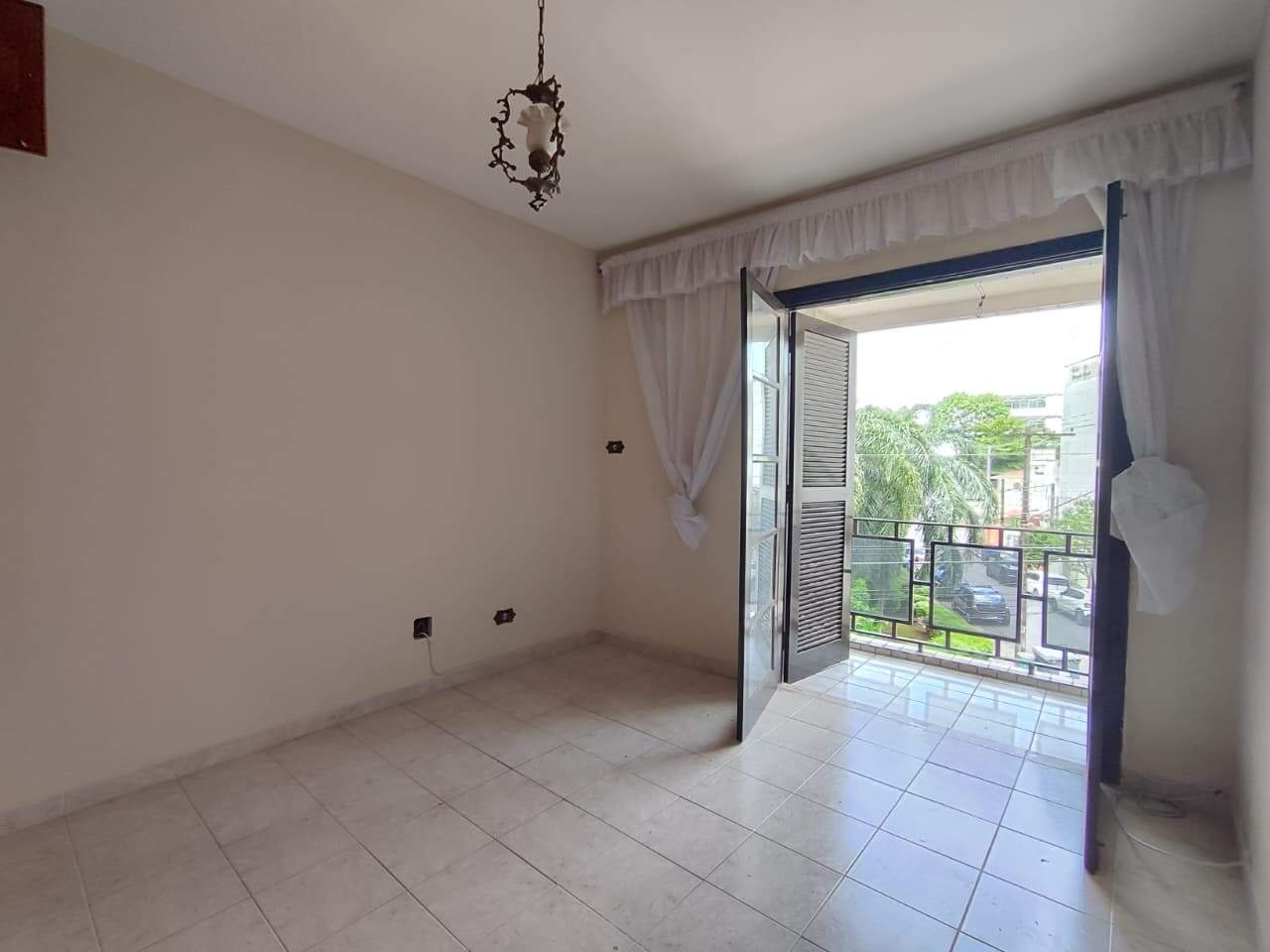 Apartamento à venda no Ponta da Praia: 
