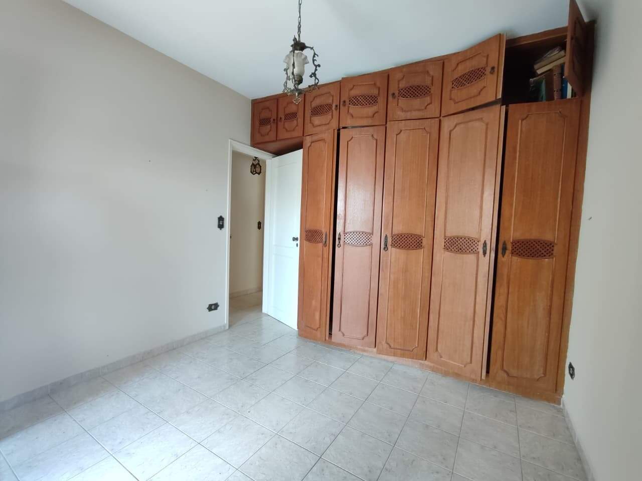 Apartamento à venda no Ponta da Praia: 