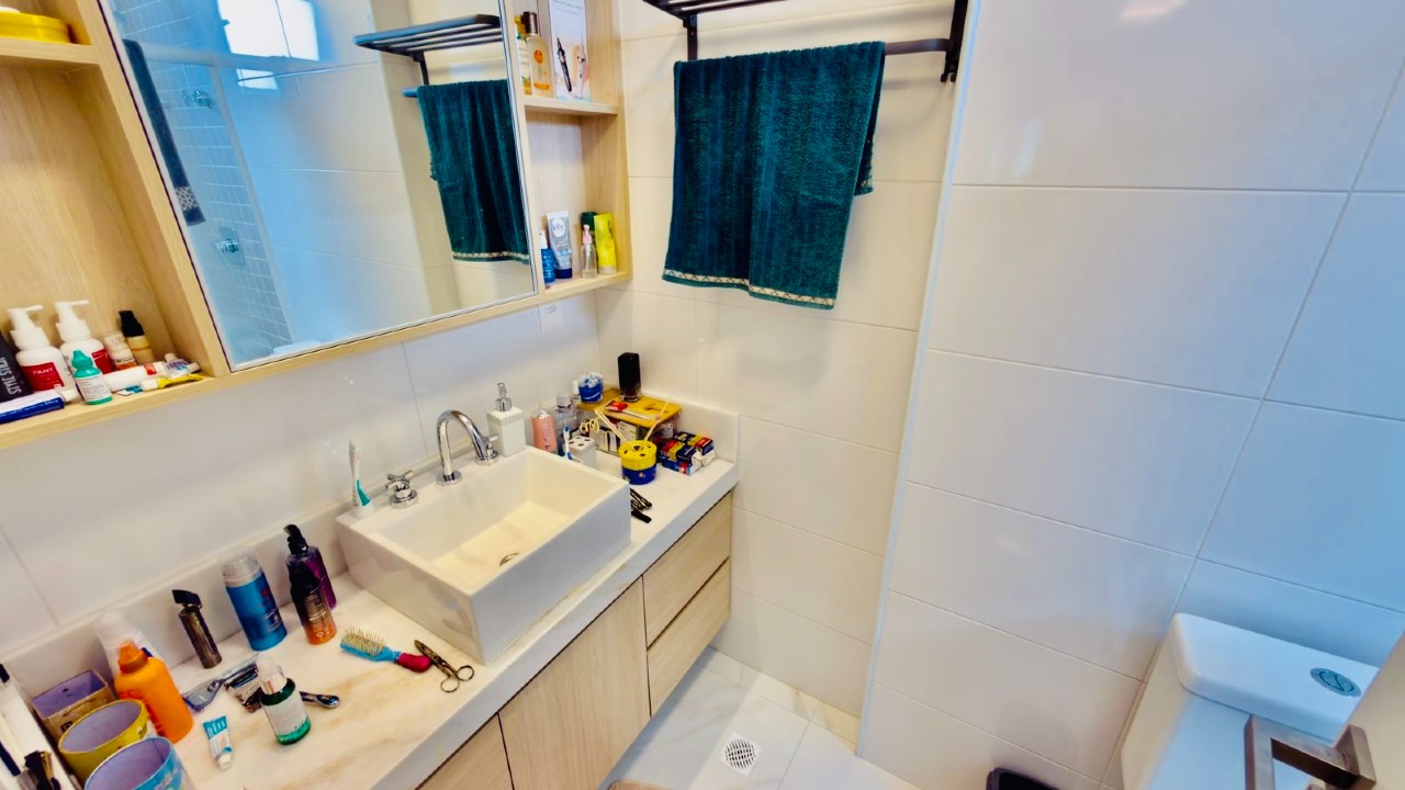 Apartamento à venda no Ponta da Praia: 